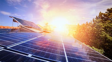 Güneş enerjisi projeleri, sürdürülebilir gelecek için önemli bir köprü
